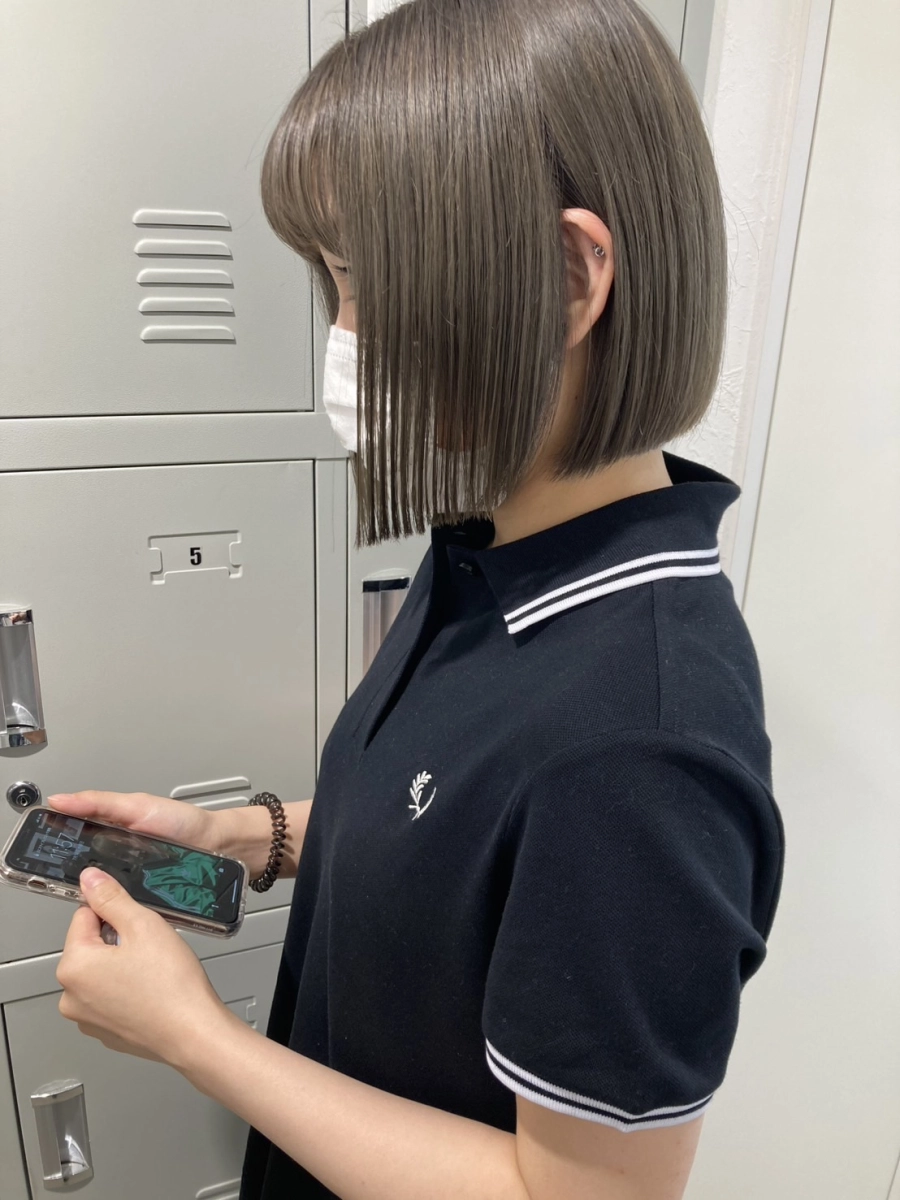 ツヤ感抜群のトレンドカラー☆