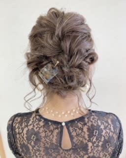 パーティーアレンジやヘアアレンジもLiaにお任せください♫大切な日に☆