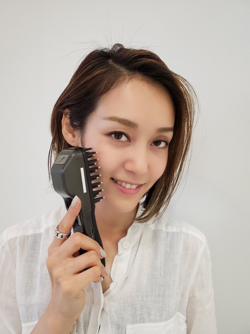 田川 綾子