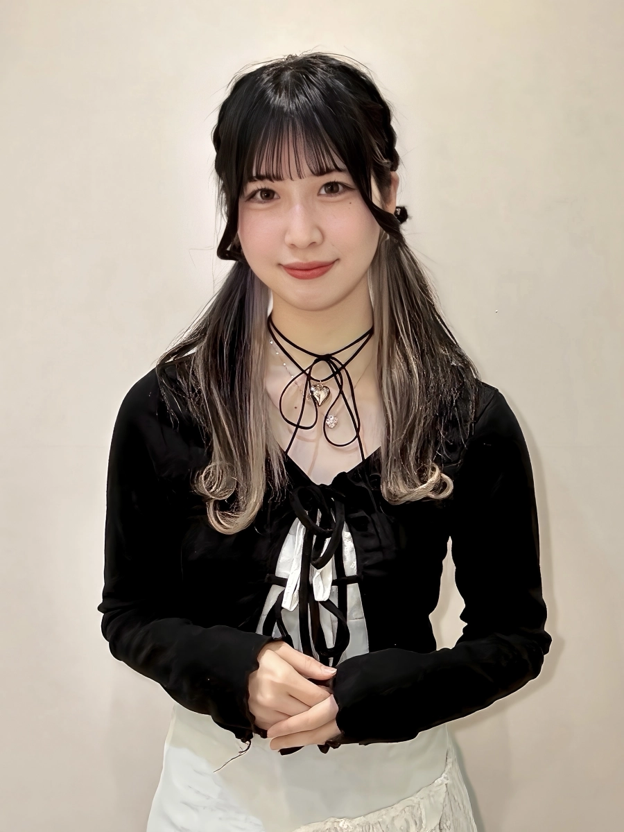 吉川 紫音