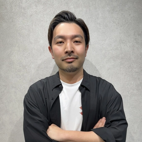 山野辺 康弘